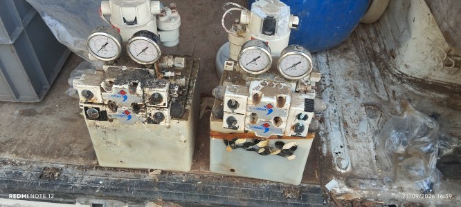 2 centrales hydrauliques BCS 90 bar 24 volts pour pièces ou plus