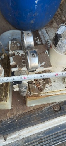 2 centrales hydrauliques BCS 90 bar 24 volts pour pièces ou plus
