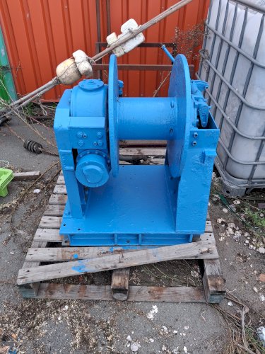 À vendre 2 treuil scindés