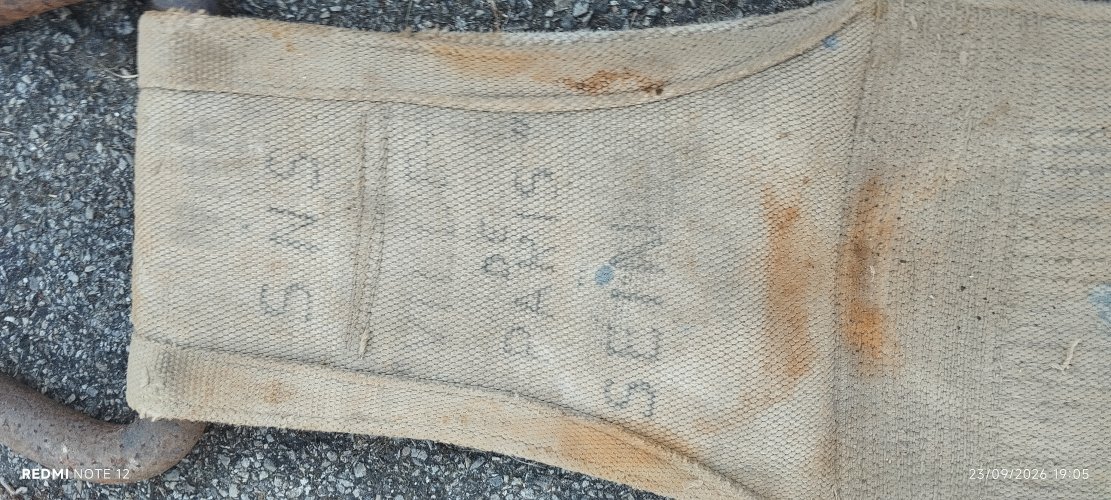 Anciennes très grosse sangles de levage de la Société nationale de sauvetage de la ville de Paris - Seine  6000 kg   8 mètres