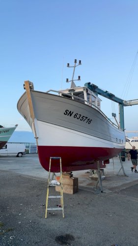 Bateau de pêche avec pme civellier polyvalent 