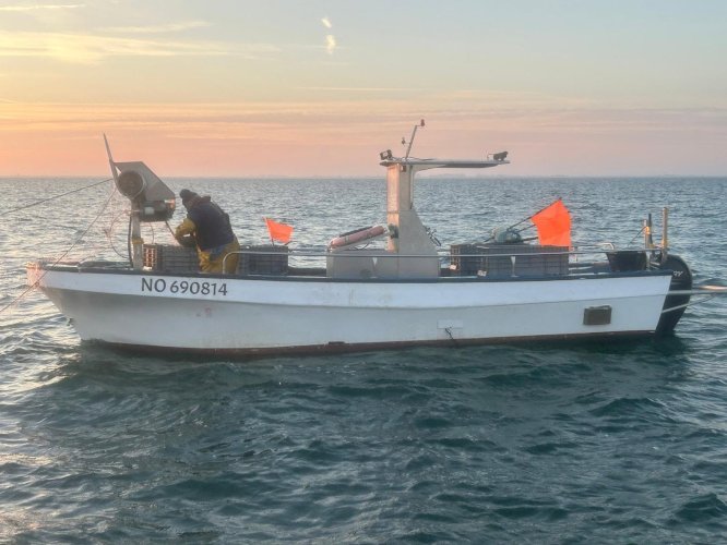 Bateau de pêche avec PME 