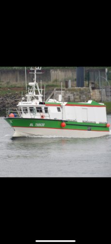 Bateau de pêche fileyeur caseyeur 
