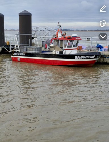 Bateau de pêche PME