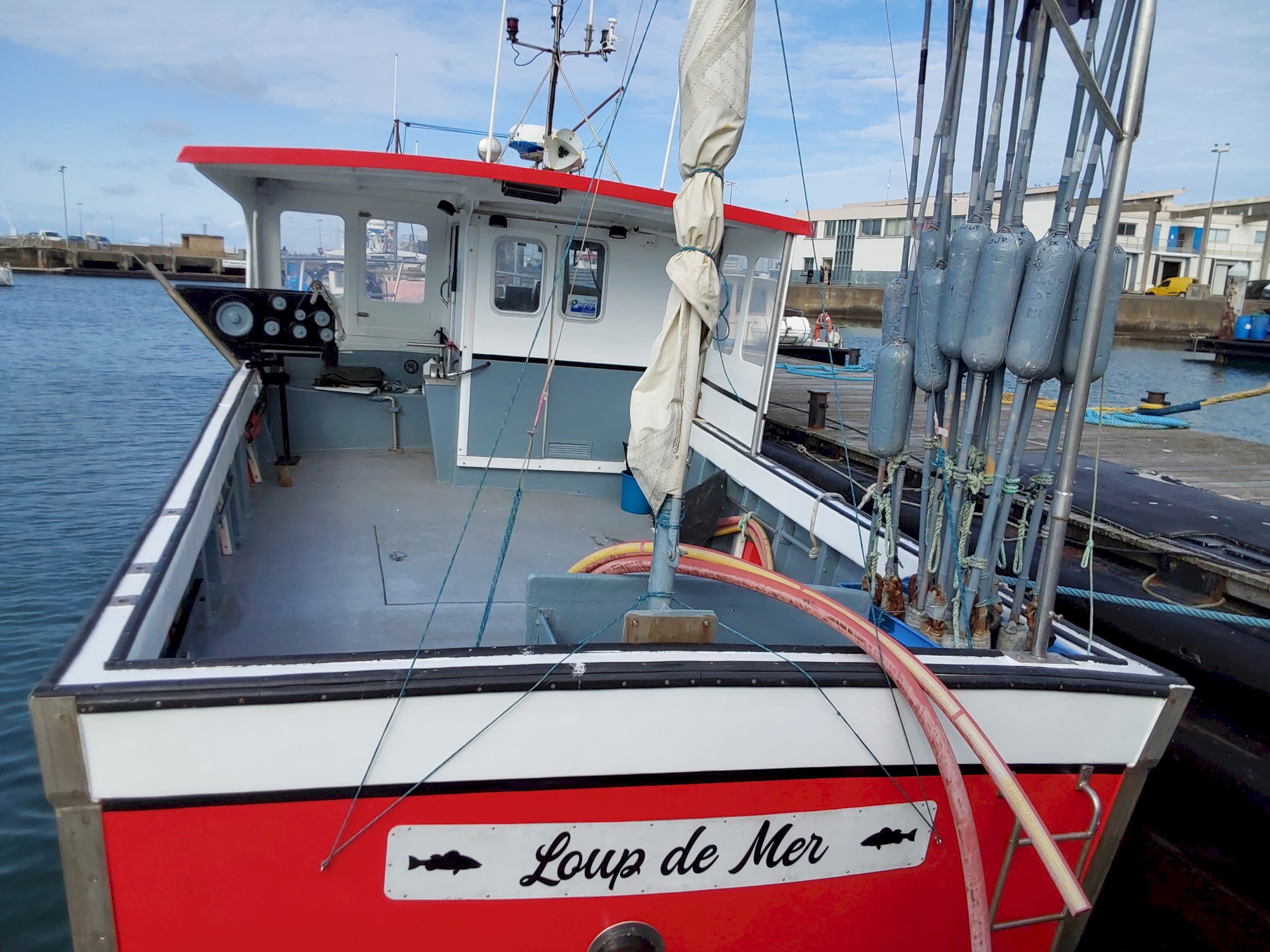 Bateau en bois pour pêche côtière - Vendu