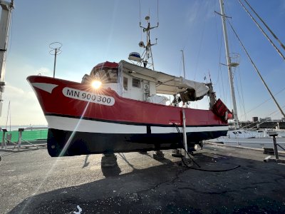 Beneteau fishing boat from 2002