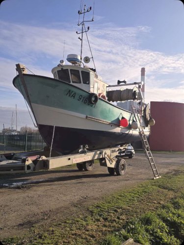 Chalutier beneteau