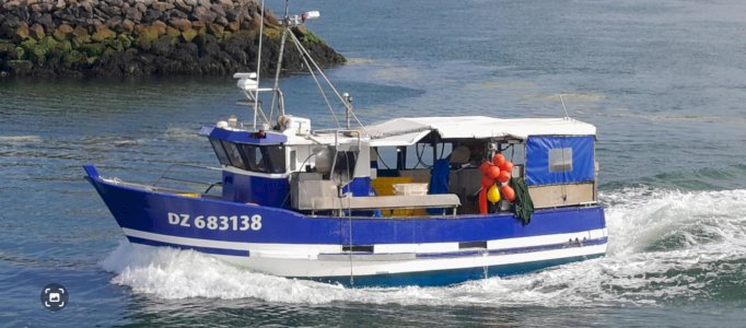 net fisherman - crabber