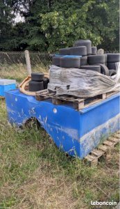 Flotteur pour ponton rotomoulé