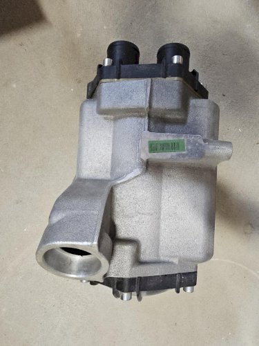IVECO N67 Echangeur eau ref 8048089