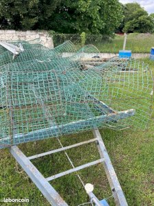 Nasses à poisson pêcheur en Loire