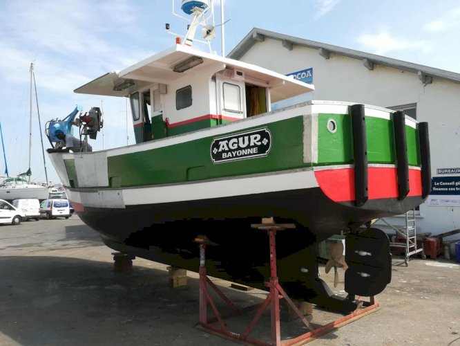 Palangrier polyvalent bois – 11,20 m – AEP Thon Rouge + licences Algues & Crustacés – Entièrement équipé Furuno – Prêt à pêcher