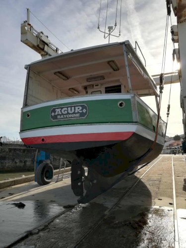 Palangrier polyvalent bois – 11,20 m – AEP Thon Rouge + licences Algues & Crustacés – Entièrement équipé Furuno – Prêt à pêcher