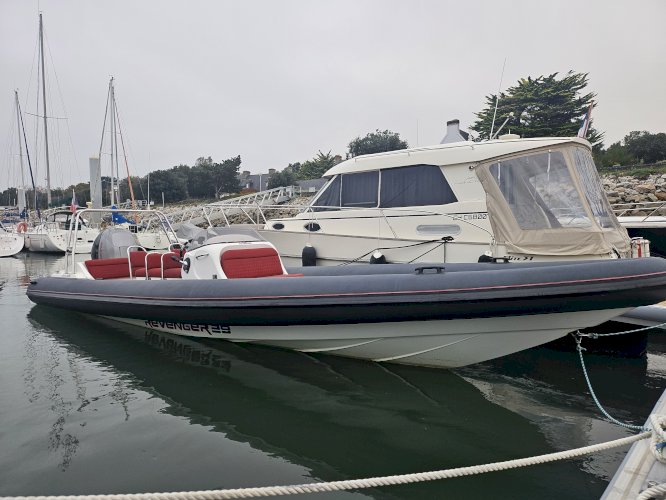 Semi rigide revenger 29