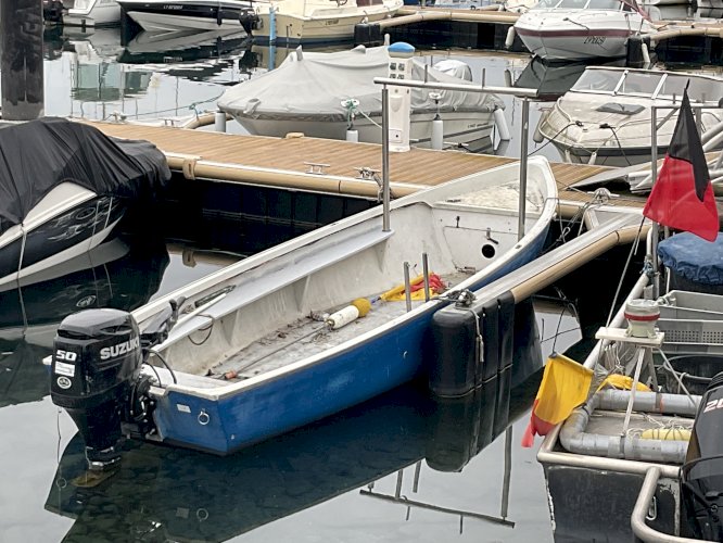 Vend barque de pêche 