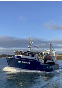Vends chalutier navire de pêche